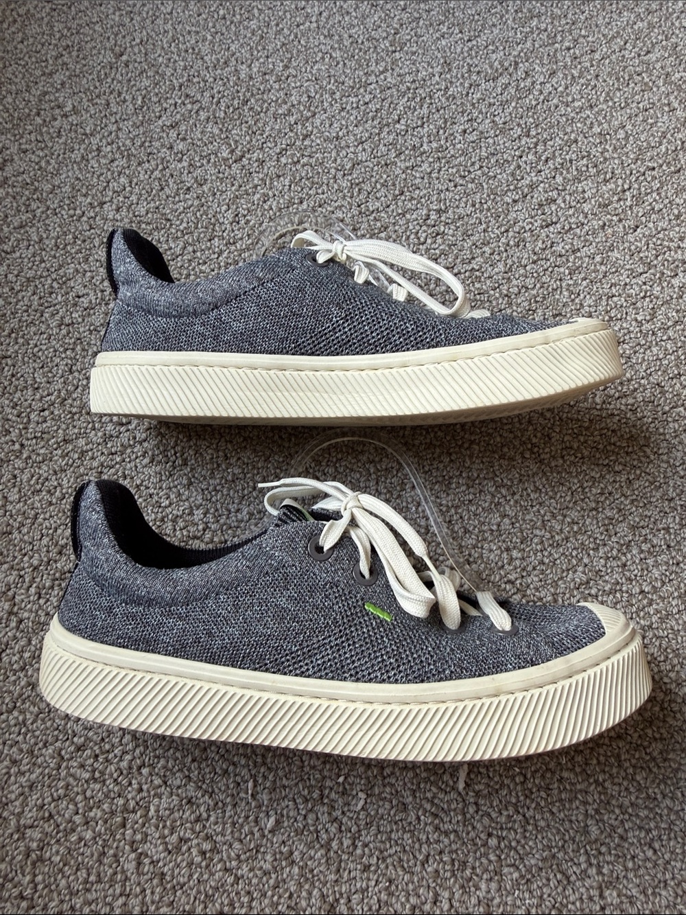 Cariuma Ibi Low Stone Knit Sneaker Grey Unisex Mens 8 Womens 9.5 - Picture 6 of 9